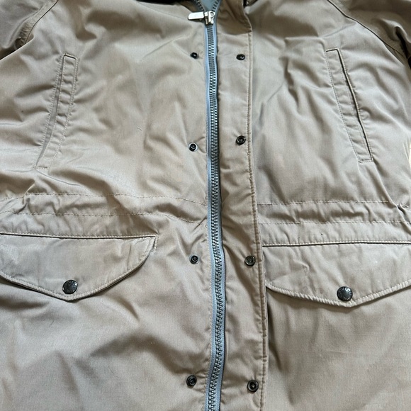 The North Face Men's gray Puffer Jacket size M - Picture 6 of 11